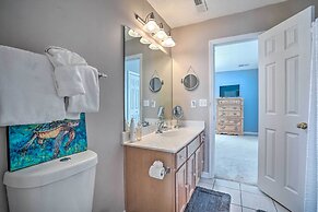 Charleston Townhome ~ 13 Mi to Sand & Surf!