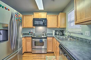 Charleston Townhome ~ 13 Mi to Sand & Surf!