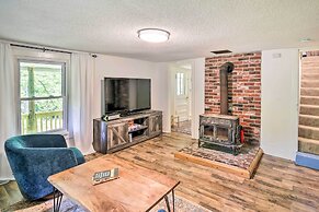 Private Riverfront Escape w/ Fire Pit & Grill