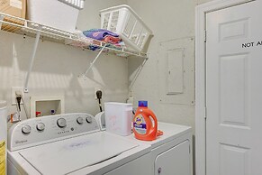 Dog-friendly Home w/ Yard ~ 6 Miles to the Beach!