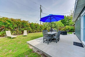 Dog-friendly Home w/ Yard ~ 6 Miles to the Beach!