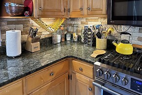 4 Mi to Sugarbush Resort: Waitsfield Retreat