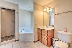 Pet-friendly Des Moines Home w/ Fenced Yard!