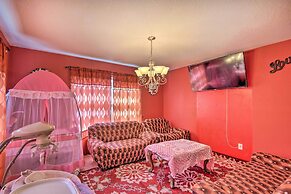 Pet-friendly Des Moines Home w/ Fenced Yard!