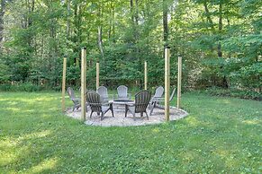 Panama Cabin on 36 Acres w/ Hot Tub & Trails!