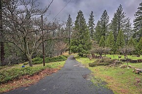 Forest-view Deck + Fire Pits: Pine Grove Retreat!