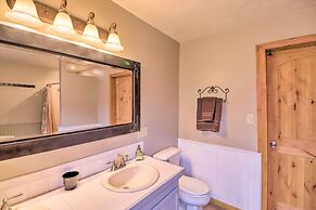 Charming Cabin w/ Hot Tub, Fire Pit & Views!