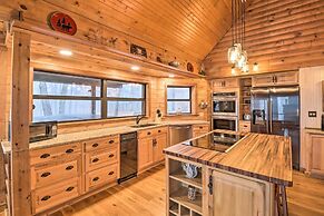Charming Cabin w/ Hot Tub, Fire Pit & Views!