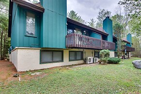 North Conway Condo < 3 Mi to Slopes & Echo Lake