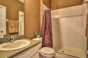 Resort Townhome w/ Splash Pool ~ 7 Mi to Disney!