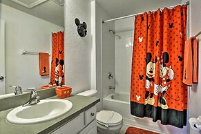 Resort Townhome w/ Splash Pool ~ 7 Mi to Disney!