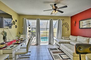 Resort Townhome w/ Splash Pool ~ 7 Mi to Disney!