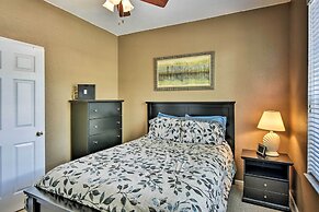 Resort Townhome w/ Splash Pool ~ 7 Mi to Disney!