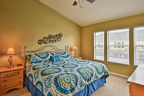 Resort Townhome w/ Splash Pool ~ 7 Mi to Disney!