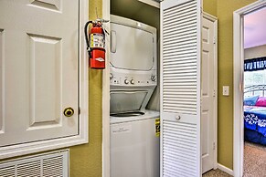 Resort Townhome w/ Splash Pool ~ 7 Mi to Disney!