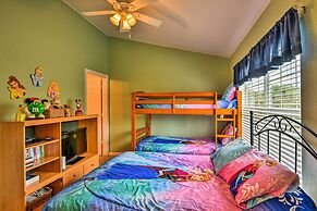 Resort Townhome w/ Splash Pool ~ 7 Mi to Disney!