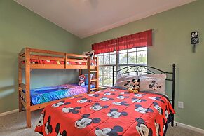 Resort Townhome w/ Splash Pool ~ 7 Mi to Disney!