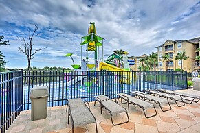 Resort Townhome w/ Splash Pool ~ 7 Mi to Disney!