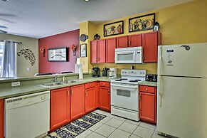 Resort Townhome w/ Splash Pool ~ 7 Mi to Disney!