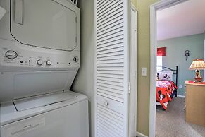 Resort Townhome w/ Splash Pool ~ 7 Mi to Disney!