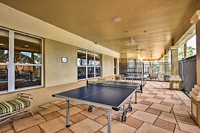 Resort Townhome w/ Splash Pool ~ 7 Mi to Disney!