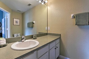 Resort Townhome w/ Splash Pool ~ 7 Mi to Disney!