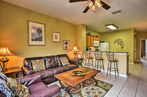 Resort Townhome w/ Splash Pool ~ 7 Mi to Disney!