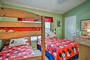 Resort Townhome w/ Splash Pool ~ 7 Mi to Disney!