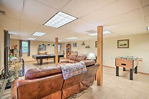 'eagles View' w/ Game Room - Walk to River!