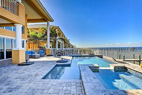 Apollo Beach House w/ Private Pool + Hot Tub