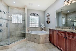 Apollo Beach House w/ Private Pool + Hot Tub