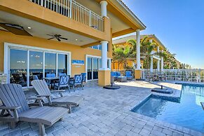 Apollo Beach House w/ Private Pool + Hot Tub