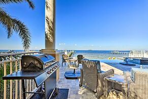Apollo Beach House w/ Private Pool + Hot Tub