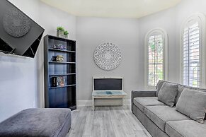 Apollo Beach House w/ Private Pool + Hot Tub