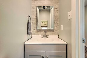 Waterfront Retreat < 4 Mi to Dtwn Cambridge!