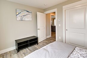 Ocean Shores Home w/ Game Room - Walk to Beaches!