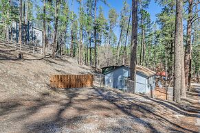 Ruidoso Cabin w/ Decks ~ 1 Mi to Downtown!