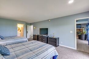 Lake-view Margaritaville Retreat w/ Screened Porch