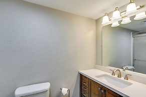 Lake-view Margaritaville Retreat w/ Screened Porch