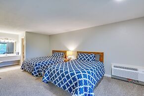 Lake-view Margaritaville Retreat w/ Screened Porch