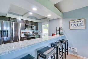 Lake-view Margaritaville Retreat w/ Screened Porch