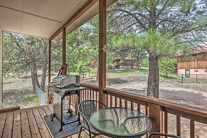 Charming Cloudcroft Cabin w/ Deck & Mtn Views