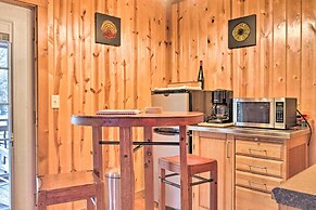 'the Boat House' Creekside Escape in Hot Springs!