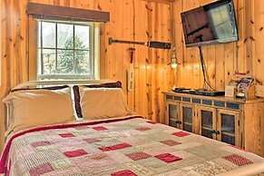 'the Boat House' Creekside Escape in Hot Springs!