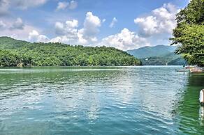Nantahala Lake Family Home w/ Private Dock & Views