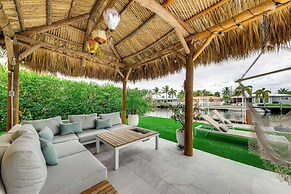 1 Mi to Pompano Beach: Vacation Rental w/ Pool!