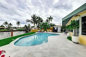 1 Mi to Pompano Beach: Vacation Rental w/ Pool!