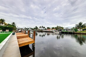 1 Mi to Pompano Beach: Vacation Rental w/ Pool!