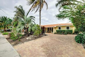 1 Mi to Pompano Beach: Vacation Rental w/ Pool!