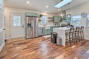 Sunny Front Royal Vacation Rental w/ Hot Tub!